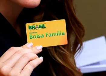 Bolsa Família: como solicitar a 2ª via do cartão?
