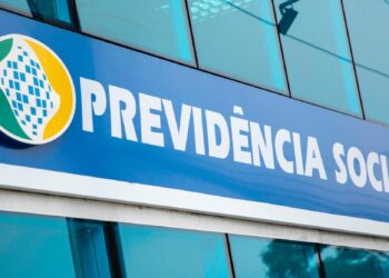 Qual a idade mínima para se aposentar pelo INSS em 2024?