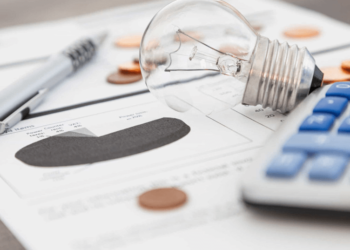 NOVA bandeira tarifária na conta de luz para agosto: pode comemorar!