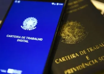 Benefíciários do CLT e INSS