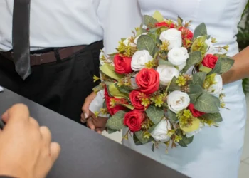 É possível casar DE GRAÇA se você recebe o Bolsa Família; veja como