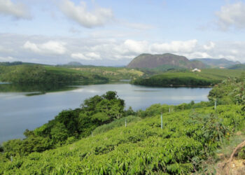 Lagoa mais profunda do Brasil: Espírito Santo lidera com 50,7 metros