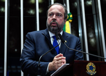 Clima quente e seco pode trazer horário de Verão de volta ao Brasil