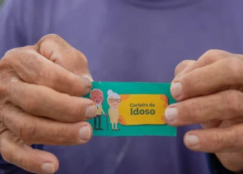 Carteirinha do idoso têm novos benefícios para setembro; confira
