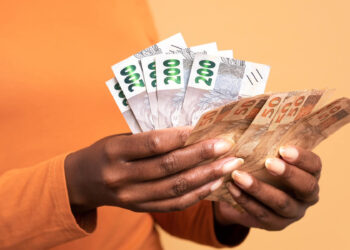 Empréstimo para negativado assalariado: as melhores opções até dezembro