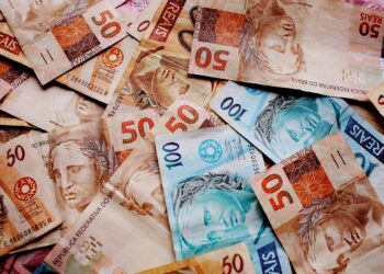 Saiba se você está na lista para receber R$ 520 do Governo