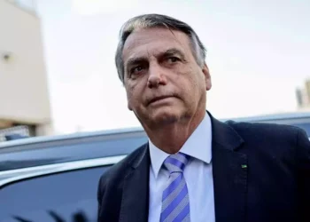 Bolsonaro poderá ter a sua CNH retida em até 36 meses