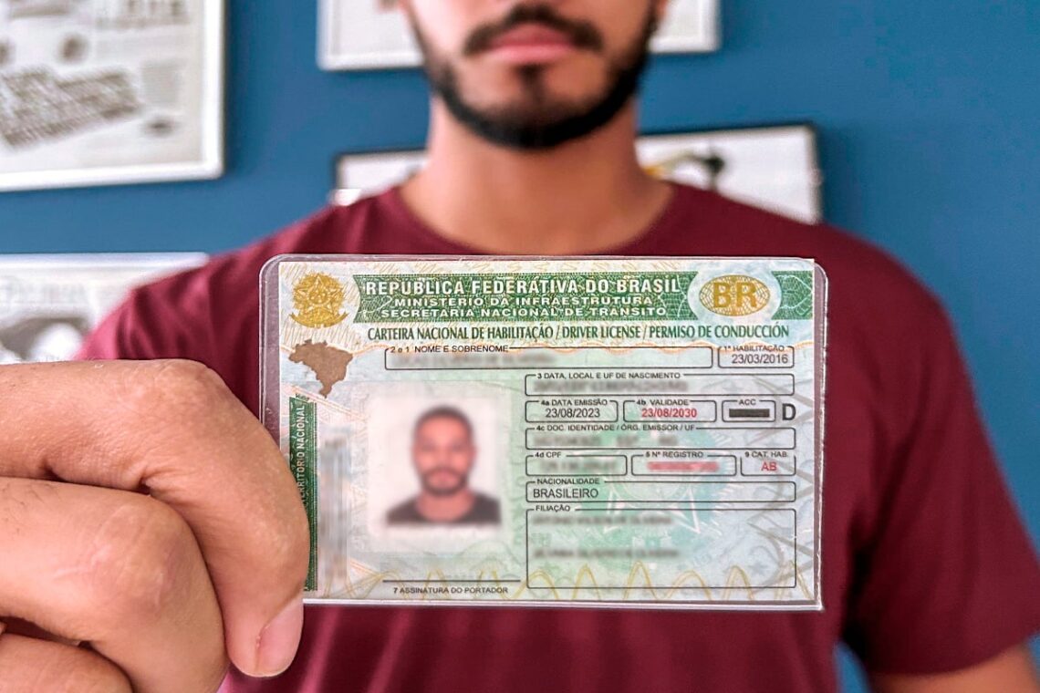 Veja como ter direito ao desconto na renovação da CNH