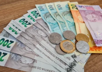 Veja quem poderá sacar o valor de R$ 704 pelo Caixa Tem a partir de dezembro