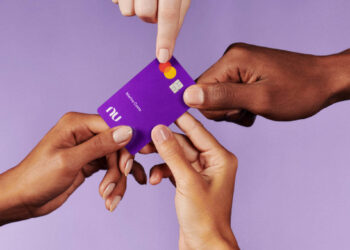 Clientes do Nubank podem ser presos; entenda a polêmica