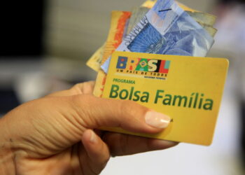 Caixa emite comunicado para beneficiários do Bolsa Família que ainda não sacaram o benefício