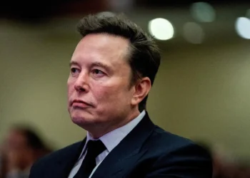 Elon Musk revela dificuldades financeiras em e-mail aos funcionários do XLink