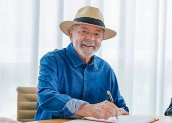 Governo Lula apresenta proposta para reduzir custos de alimentos e energia