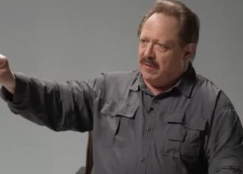 Homem com um dos QIs mais altos do mundo propõe teoria sobre a vida após a morte