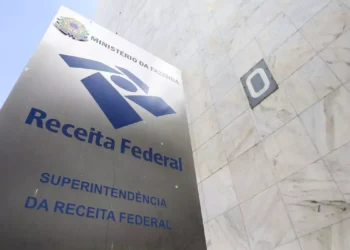Receita Federal mantém controle sobre transações acima de R$ 2 mil; veja os detalhes