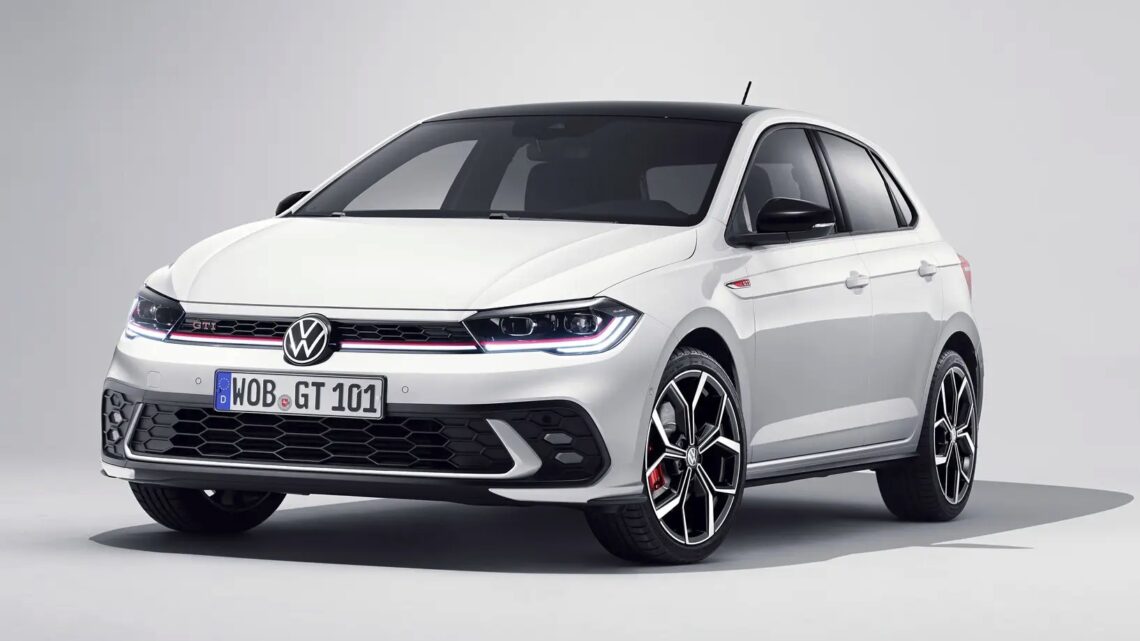 Conheça os hatches mais amados no Brasil: Toyota Yaris e Volkswagen Polo