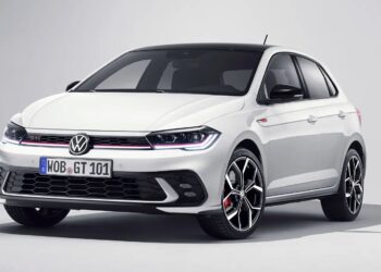 Conheça os hatches mais amados no Brasil: Toyota Yaris e Volkswagen Polo