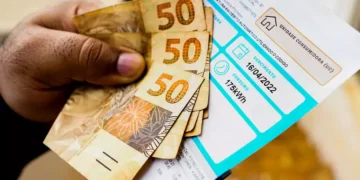 A conta de energia está muito cara? Siga esses passos para abaixar o valor no próximo mês!