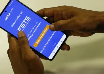 Demitido? Saiba como sacar o saldo bloqueado do FGTS
