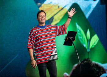 Por essa ninguém esperava: Pastor funda banco evangélico no Brasil