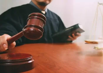 Juiz burlou o sistema brasileiro e tem aposentadoria cortada